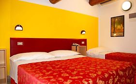 Hotel Mantegna Stazione